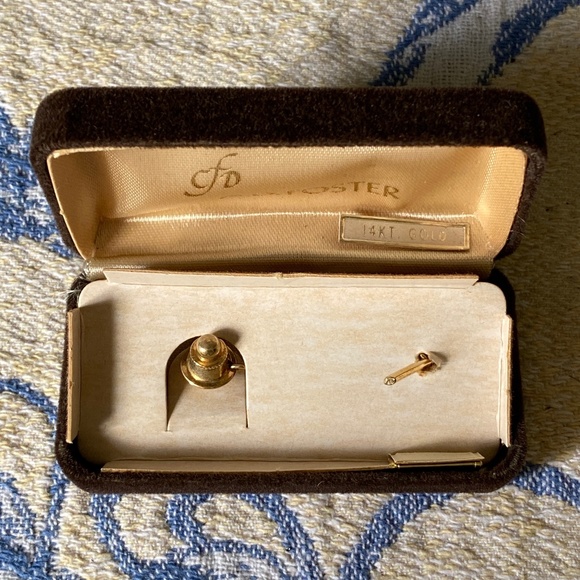 VTG I C.D. Foster I 14K Pink Star Ruby Tie Tac - Picture 3 of 16